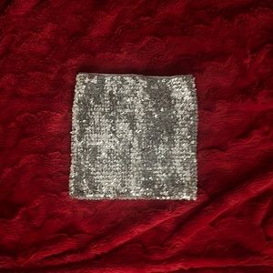 Tube top silver sequence perfect for parties, stretchy soft inside